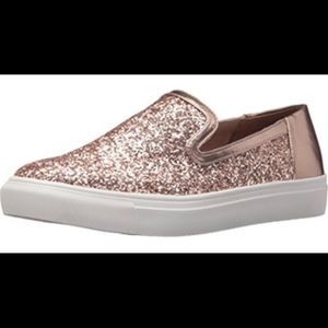 Brand new rose gold sparkle Steve Madden sneakers